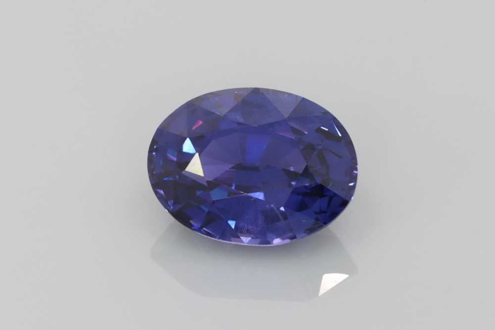 2.58 ct Oval Sapphire
