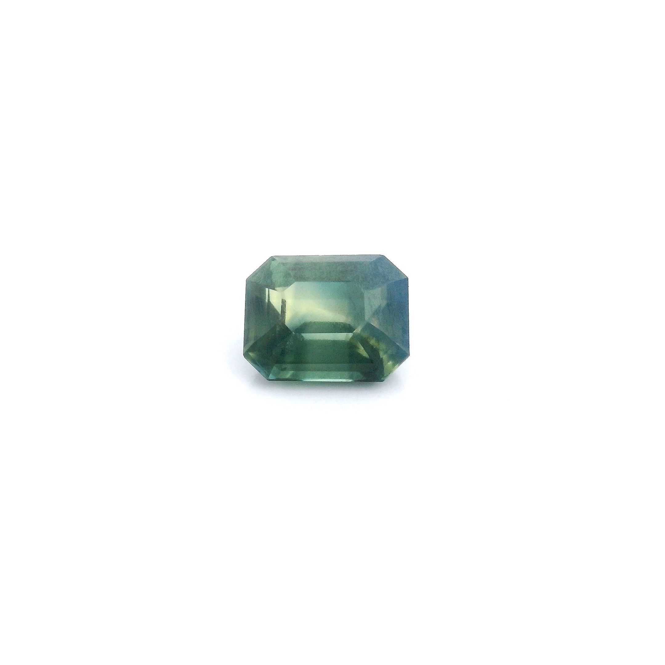 SAPPHIRE STEP 1.05ct BLUE Medium Intense SI MADAGASCAR HEATED
