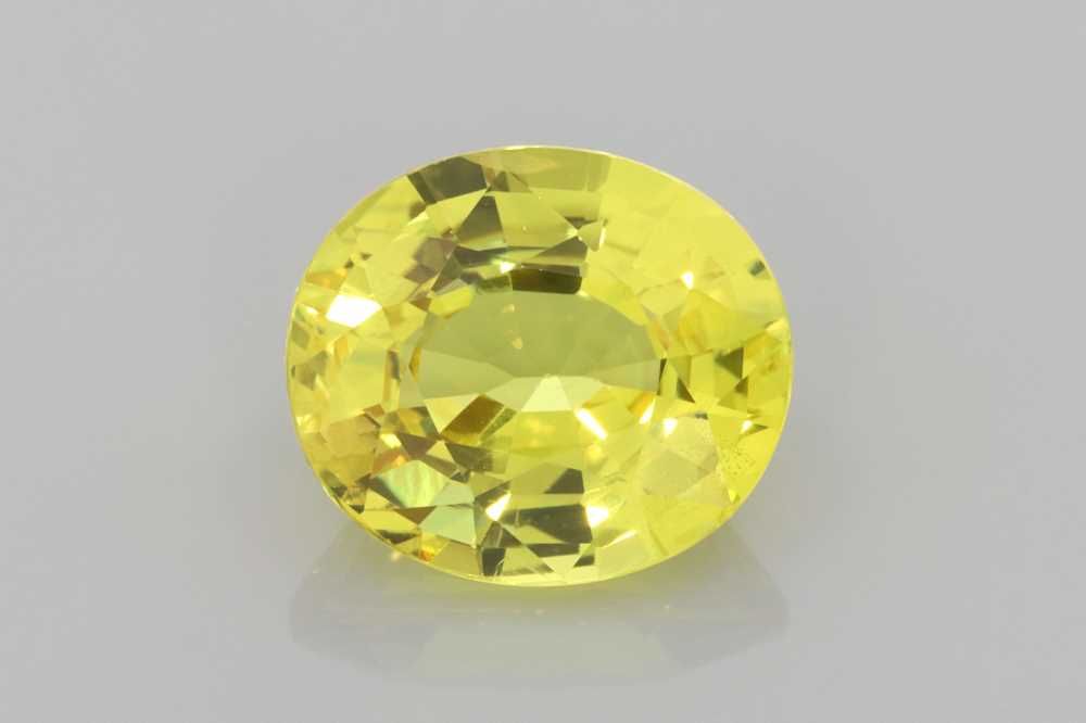 Szafir 3,46 ct, żółty, szlif owalny