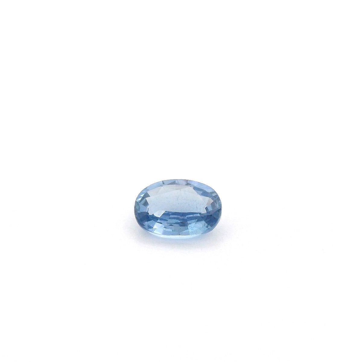 0.67 ct Oval sapphire