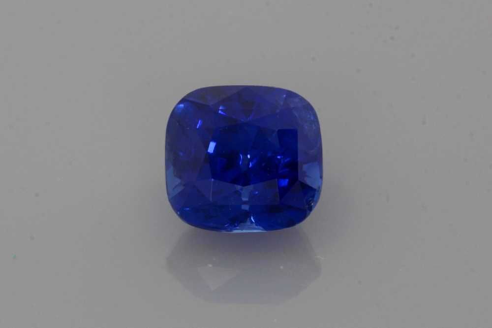 Szafir 2,14 ct, niebieski, szlif cushion