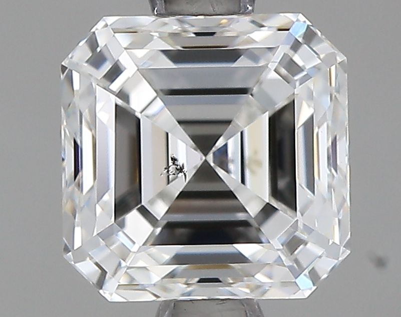 Prírodný diamant štvorcový...