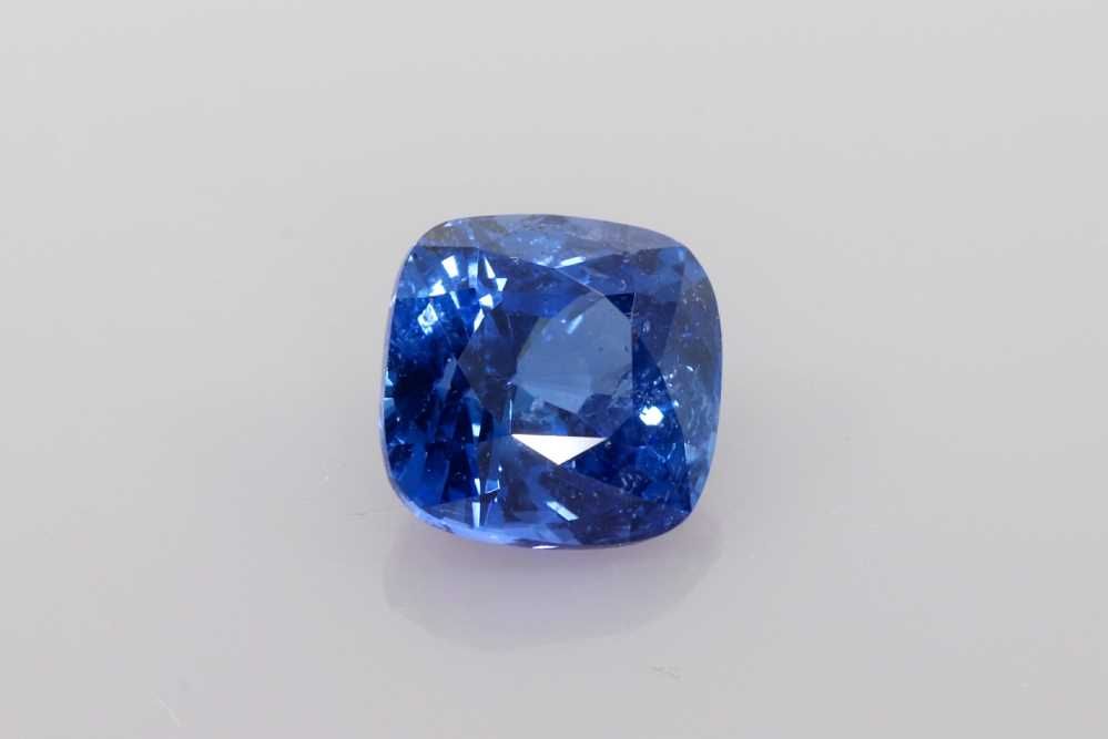 1.72 ct Cushion Sapphire