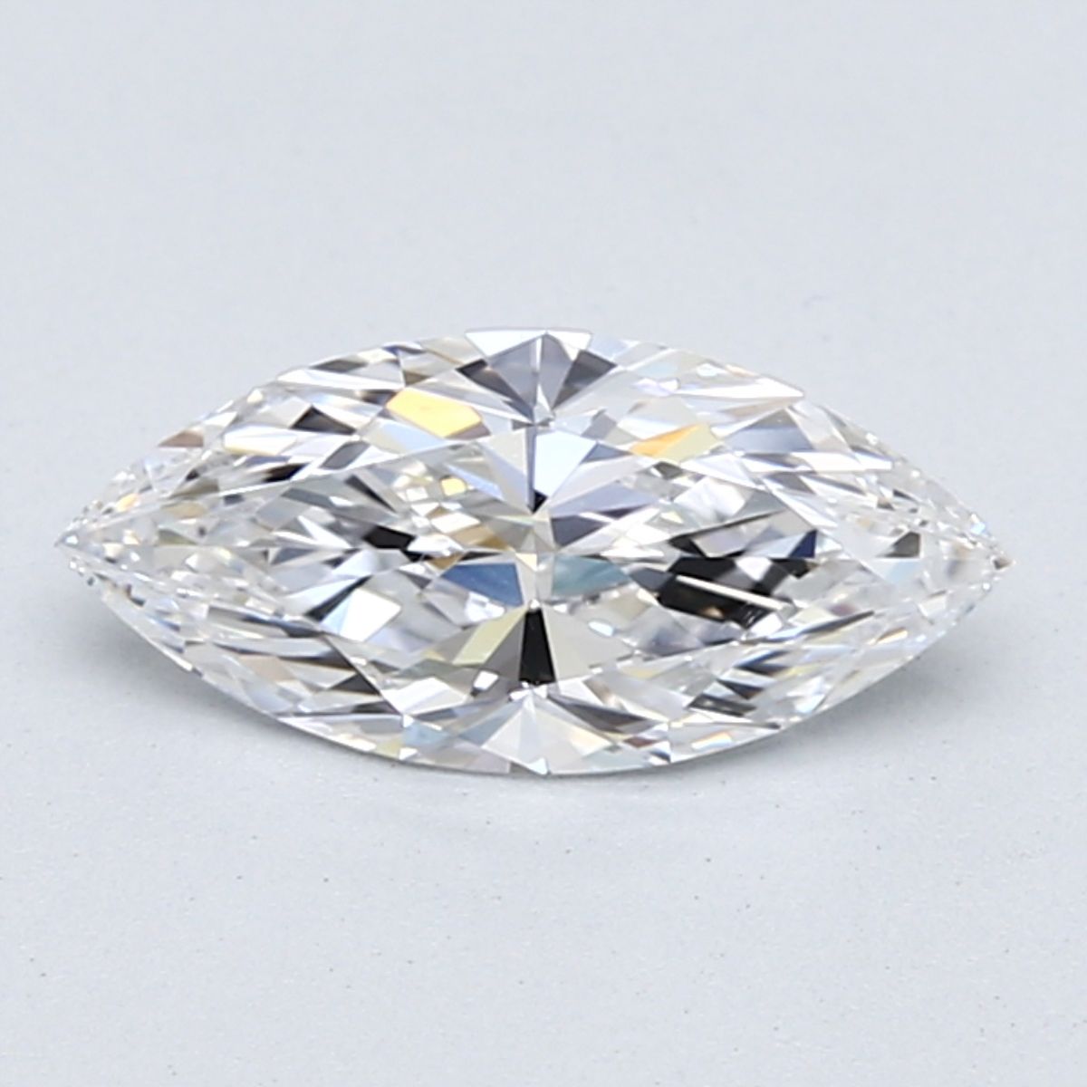 Prírodný diamant markíz,...