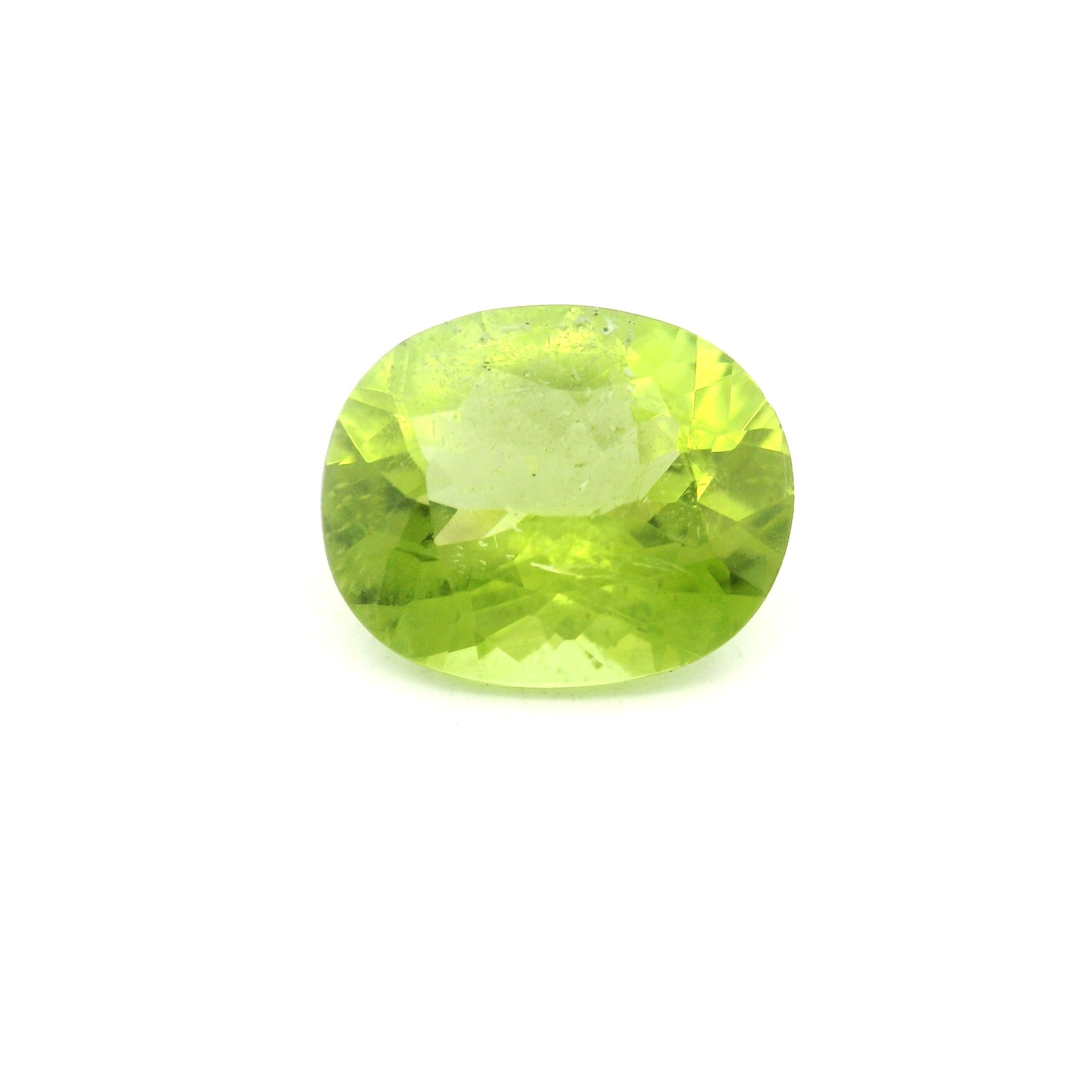 Perydot 3,35 ct, zielony, szlif owalny