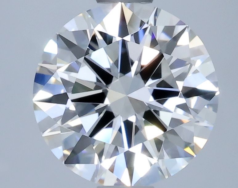 Prírodný diamant okrúhly...