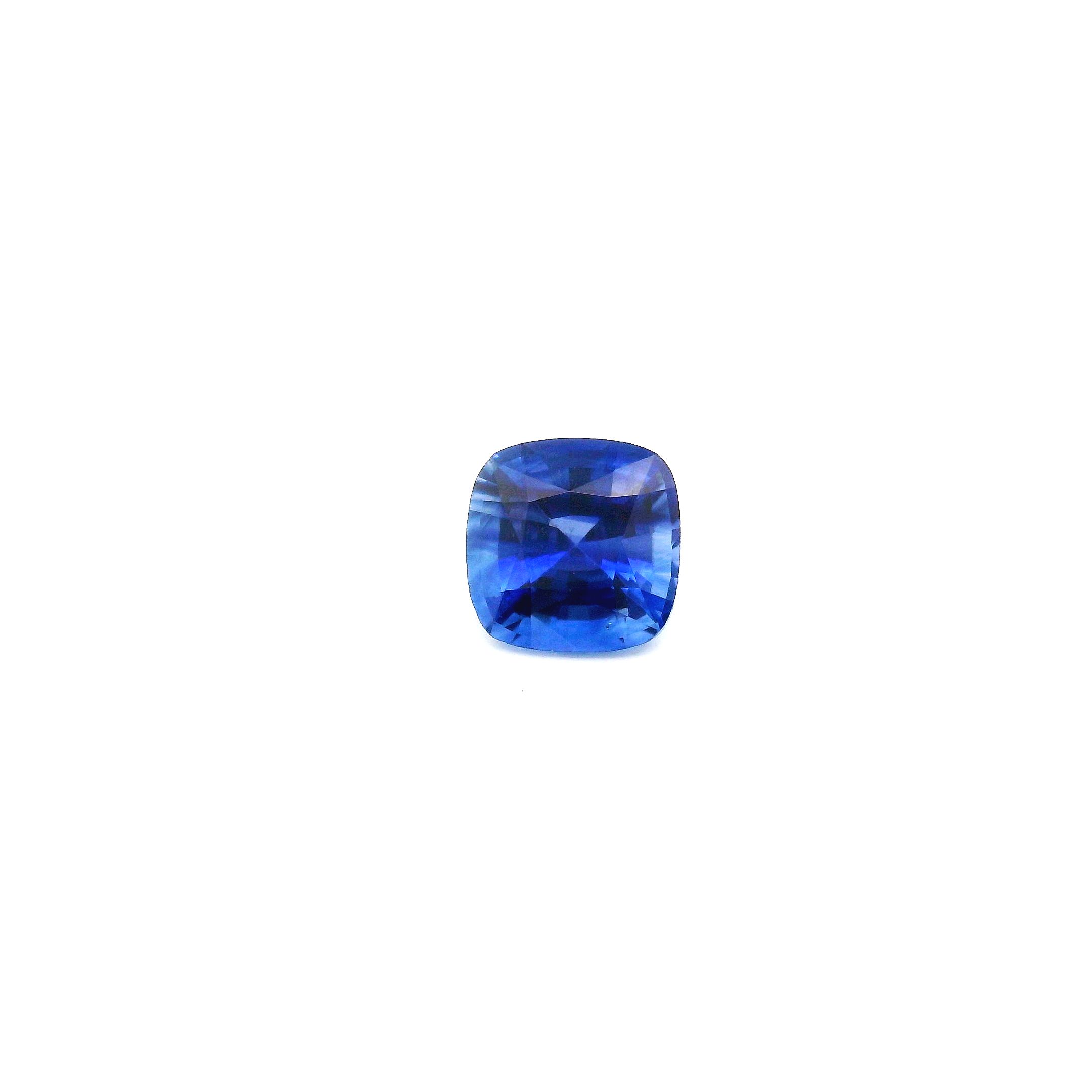 0.68 ct Cushion Sapphire