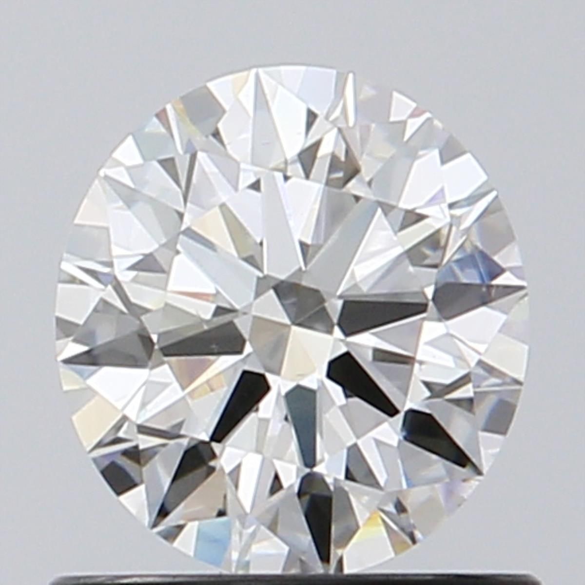 Prírodný diamant okrúhly...