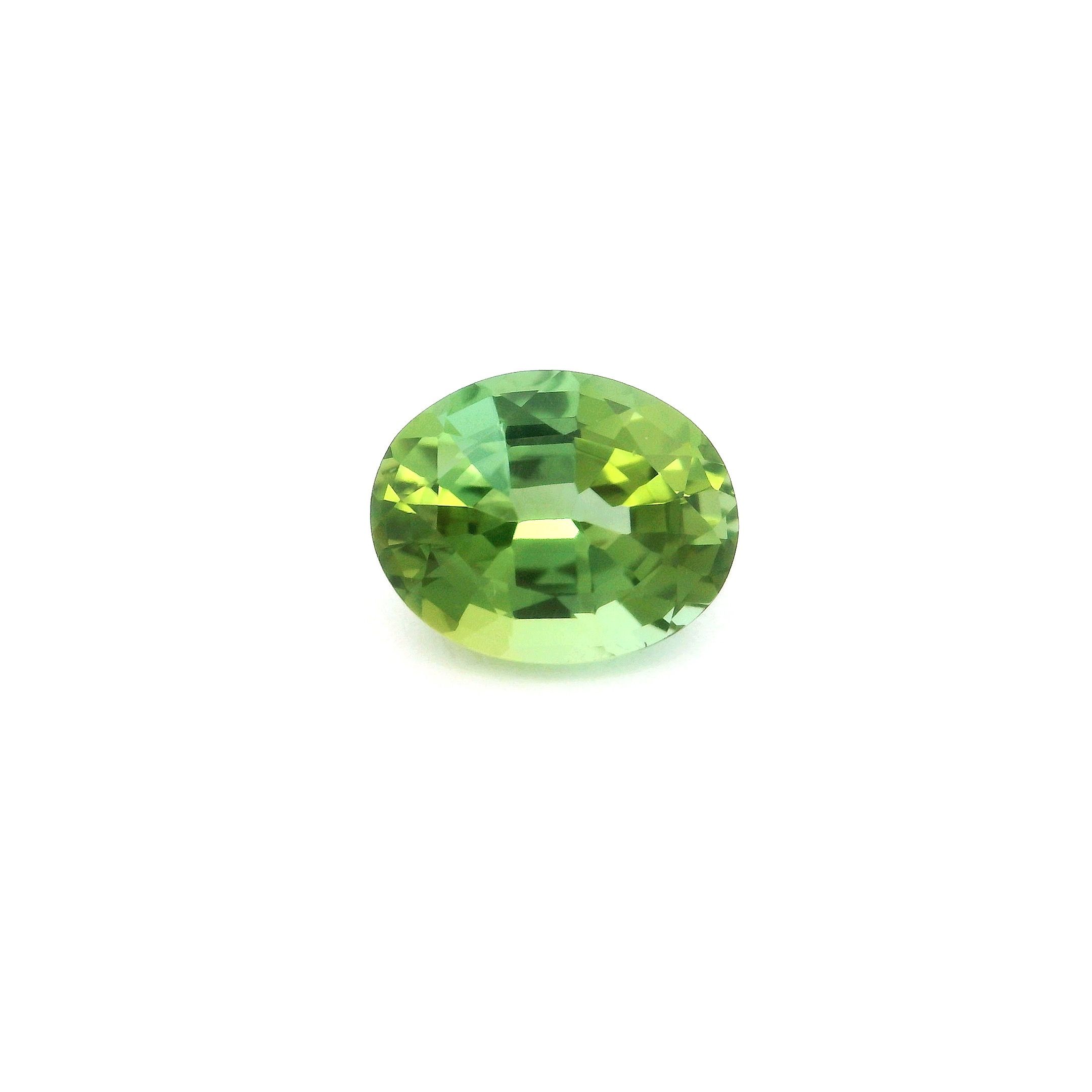 Turmalin 2,47 ct, zielony, szlif owalny