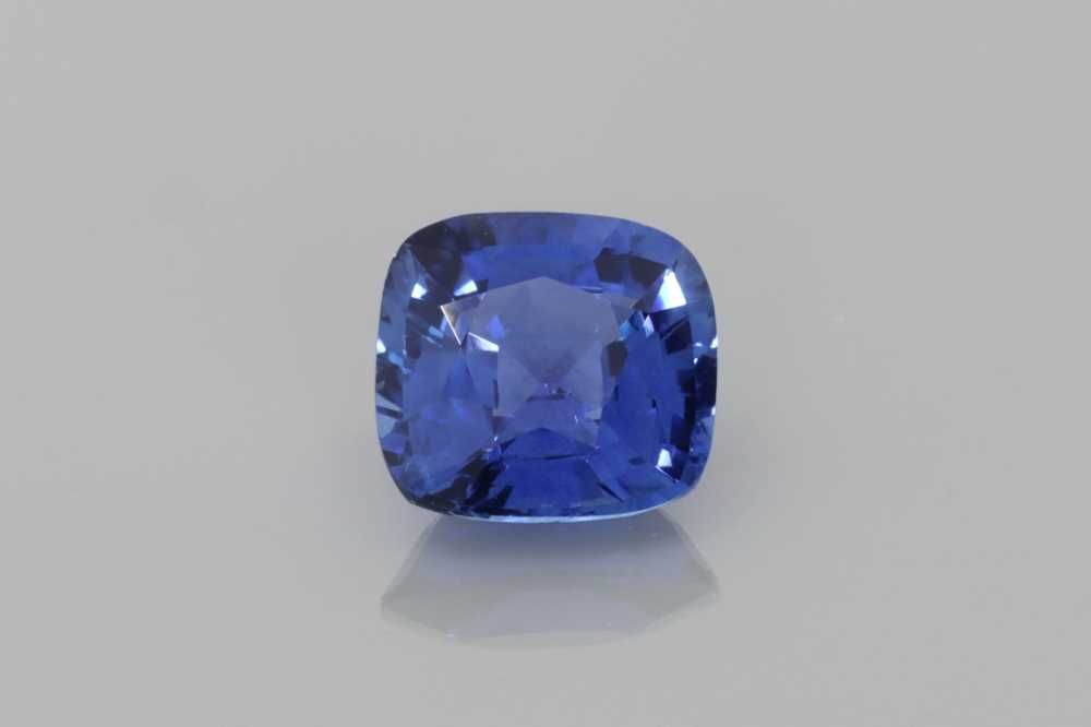 Szafir 1,56 ct, niebieski, szlif cushion