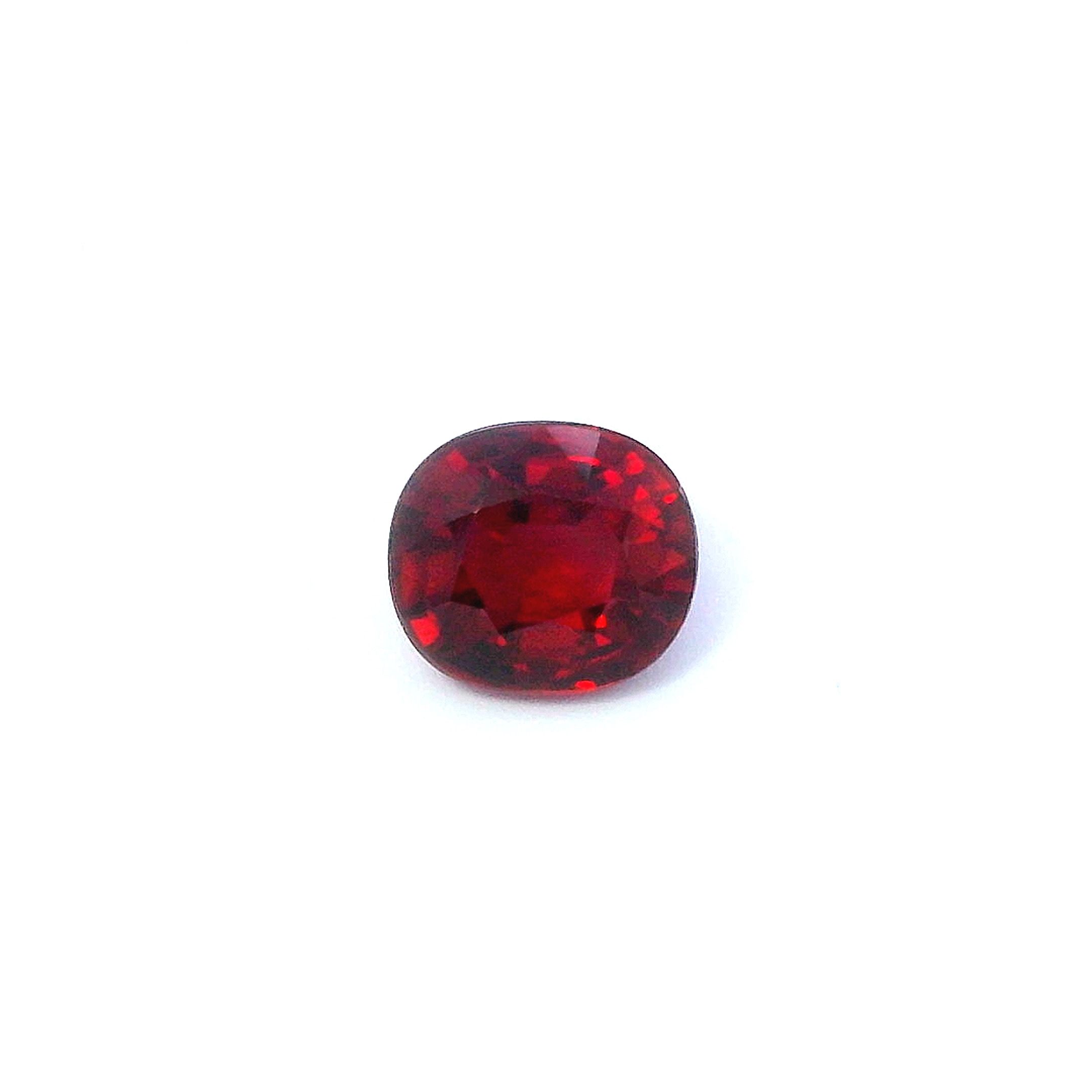 Rubin 1,08 ct, czerwony, szlif owalny