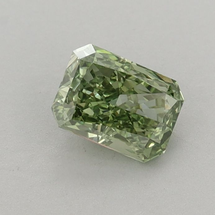 0.59 CT Fancy Vivid Green RADIANT