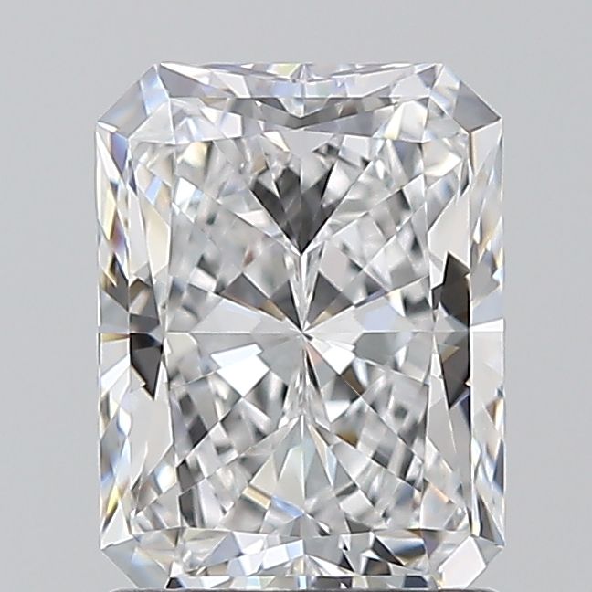 Prírodný diamant radiant,...