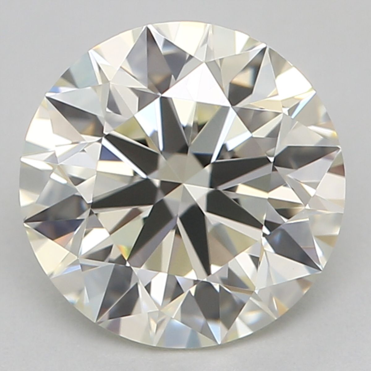 Prírodný diamant okrúhly...