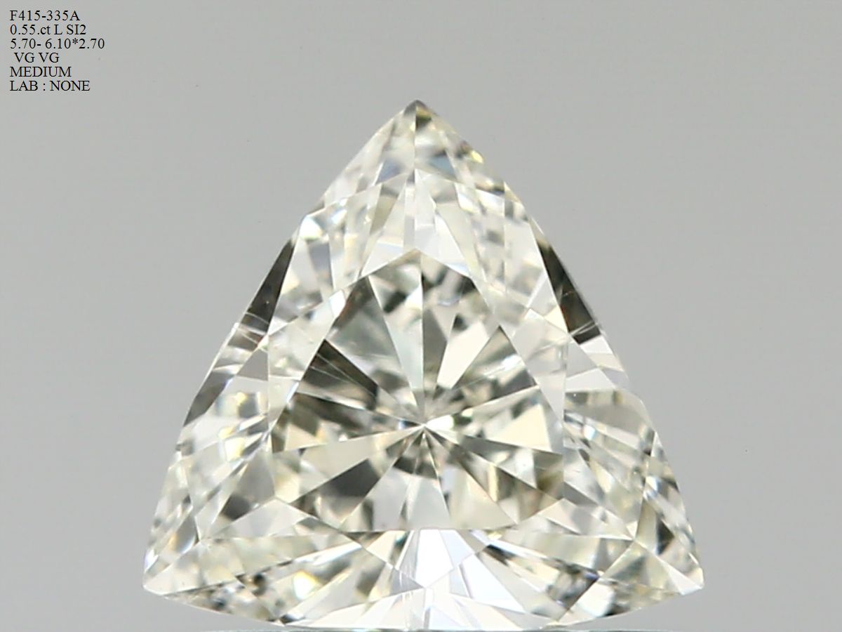 Prírodný diamant trillion,...