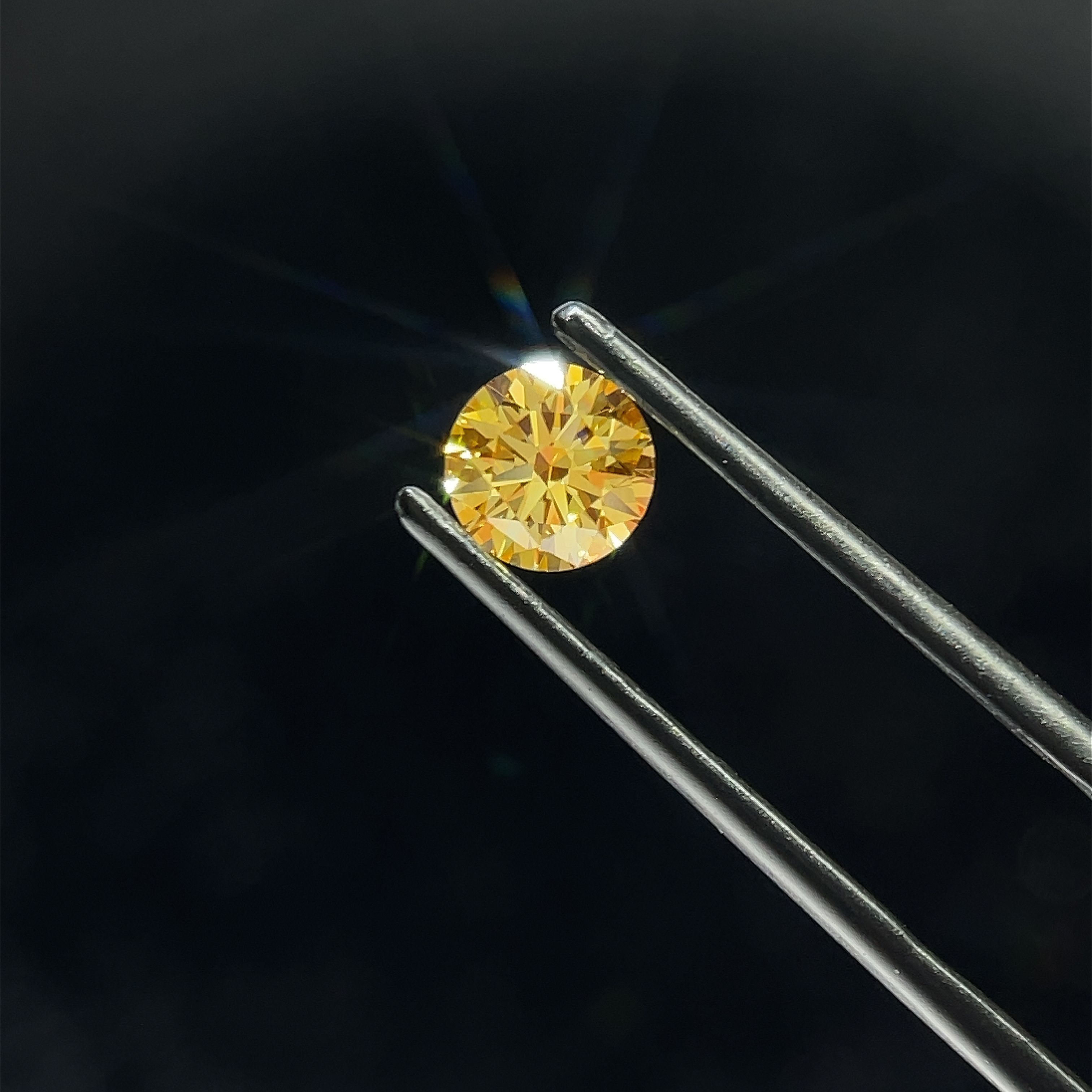 0.7 CT Yellow ROUND