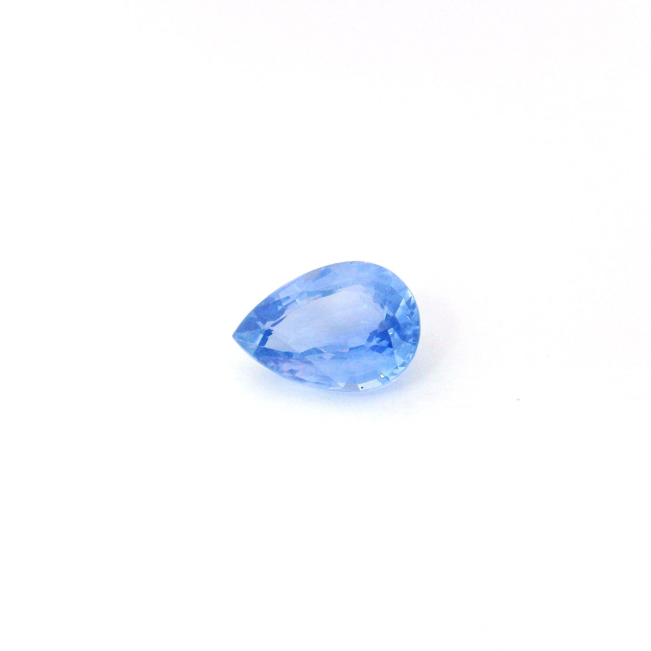 0.99 ct Pear sapphire