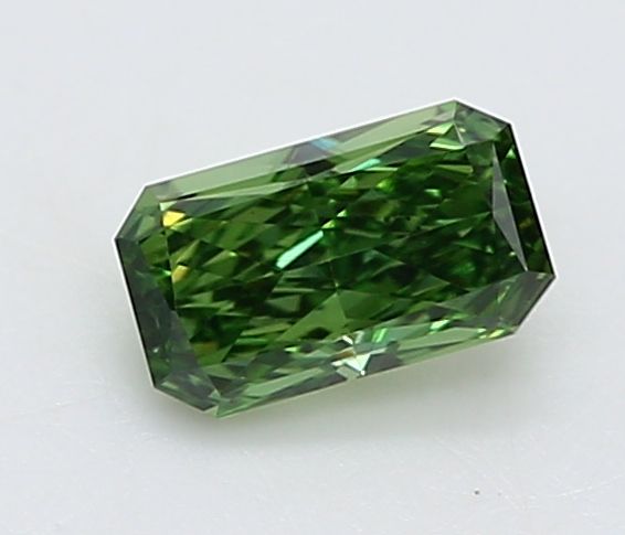 0.18 CT Fancy Vivid Green RADIANT