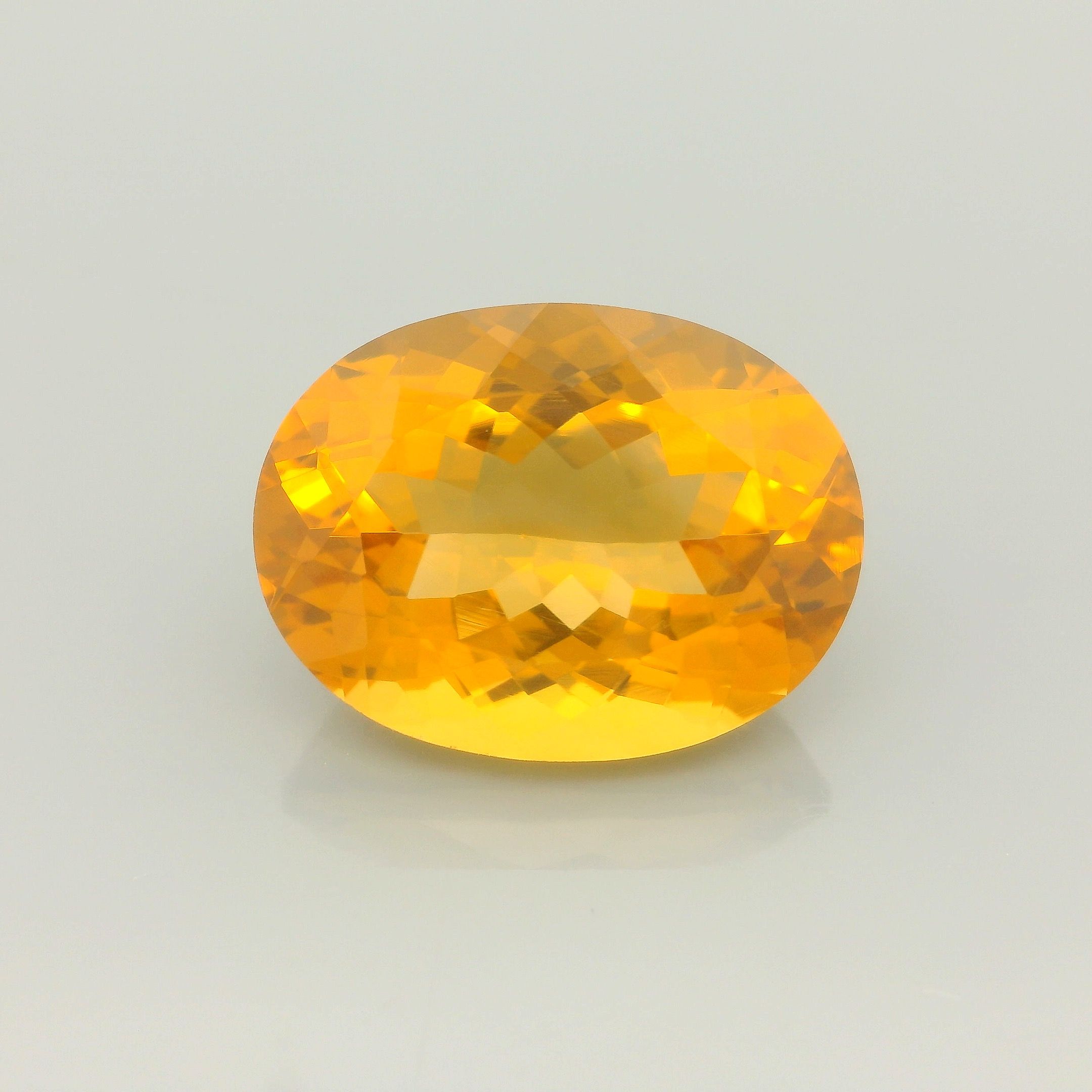 Cytryn 19,01 ct, żółty, szlif owalny