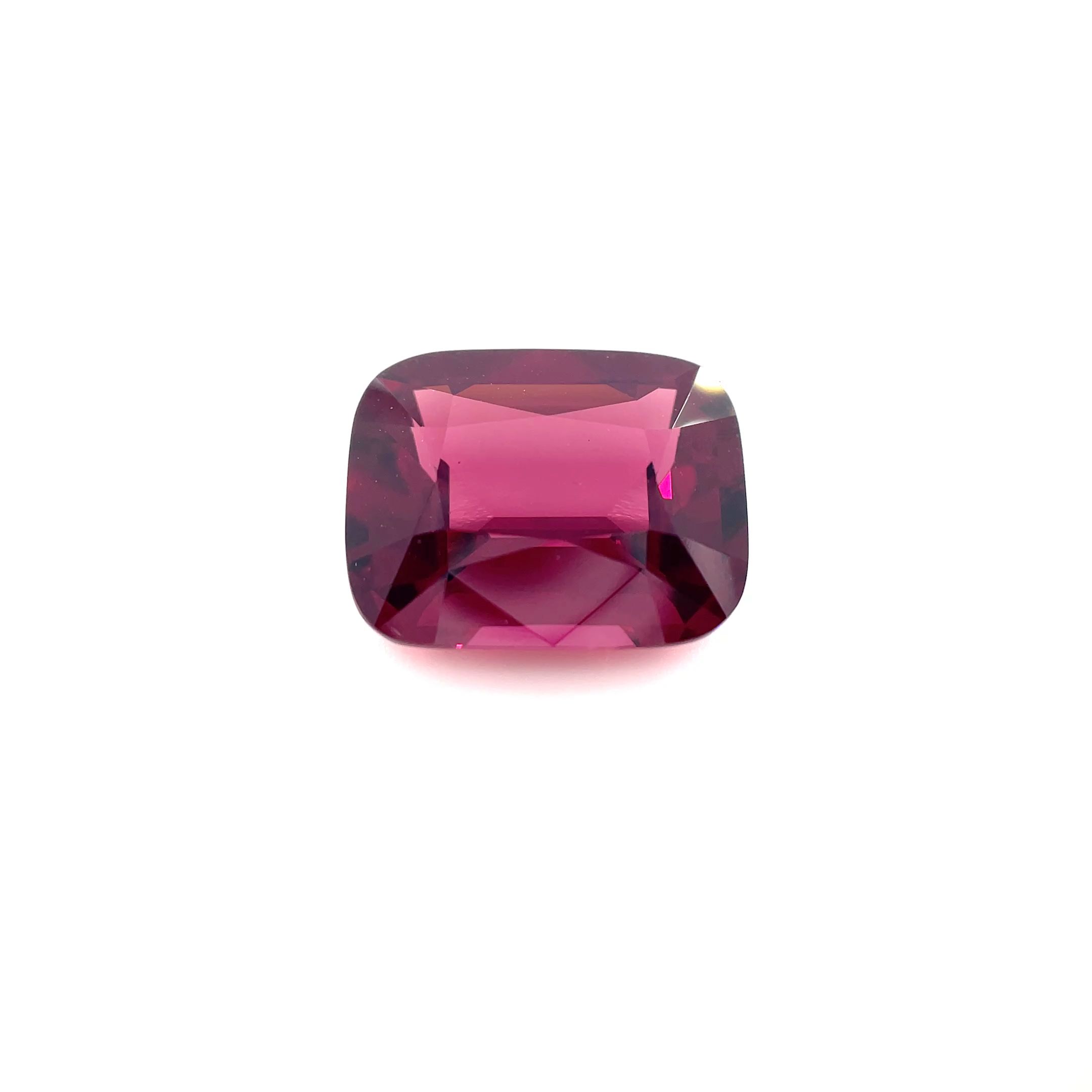Granat 6,44 ct, purpurowy, szlif cushion