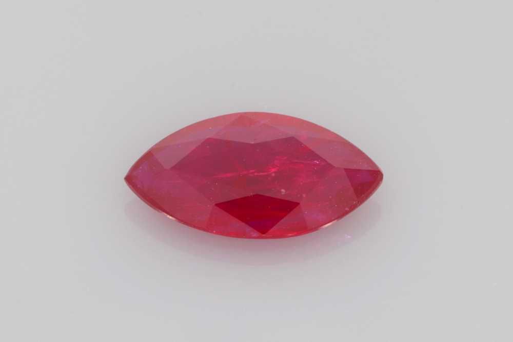 RUBY FACETED 2.07ct RED Vivid RED SI MOZAMBIQUE HEATED