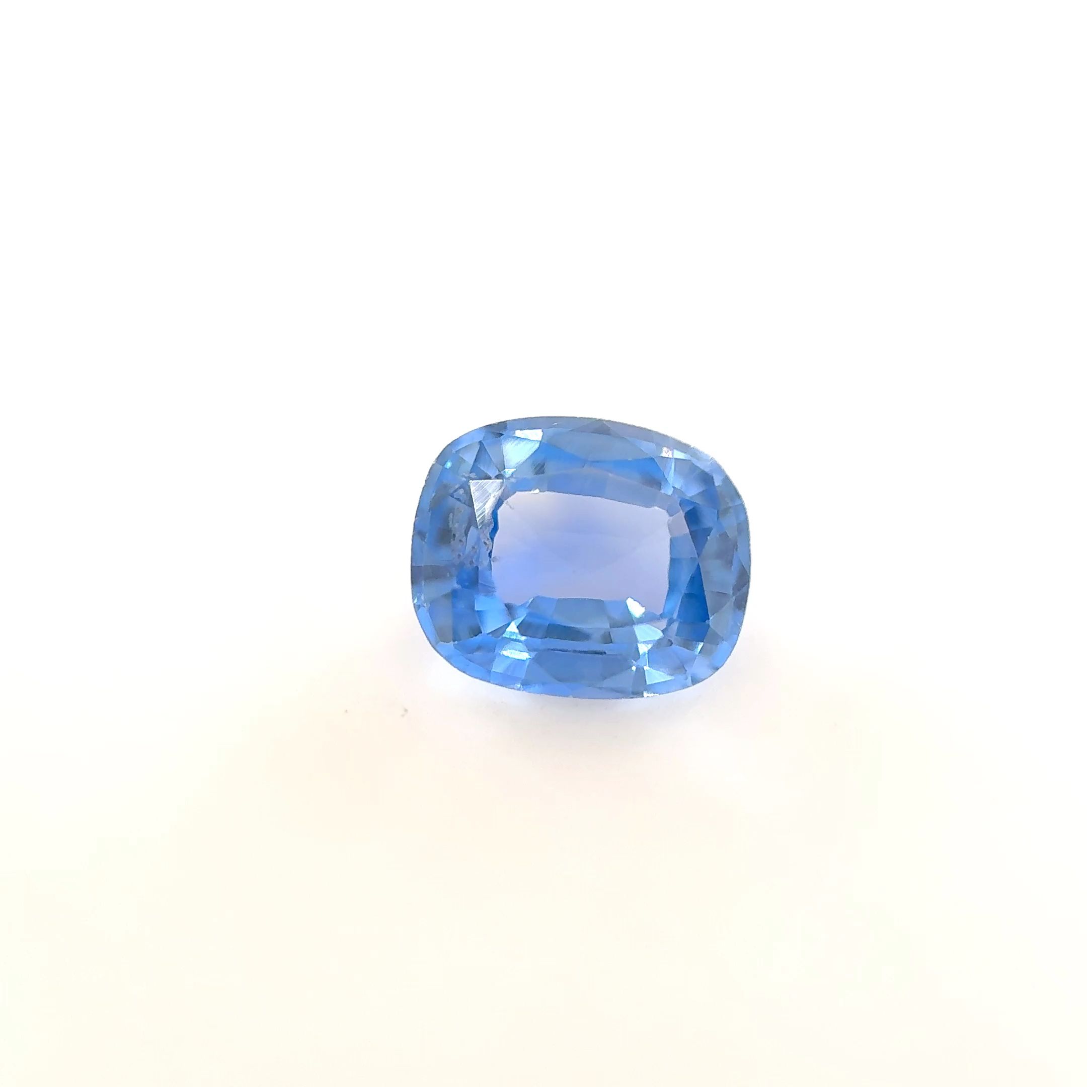 SAPPHIRE FACETED 0.79ct BLUE Vivid light EC SRILANKA HEATED