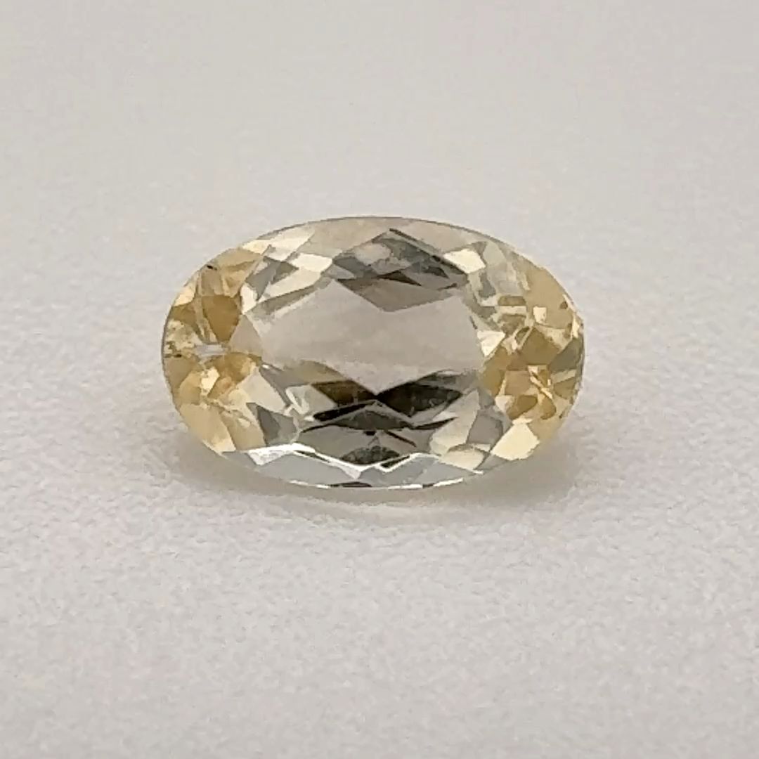 0.57 ct Topaz