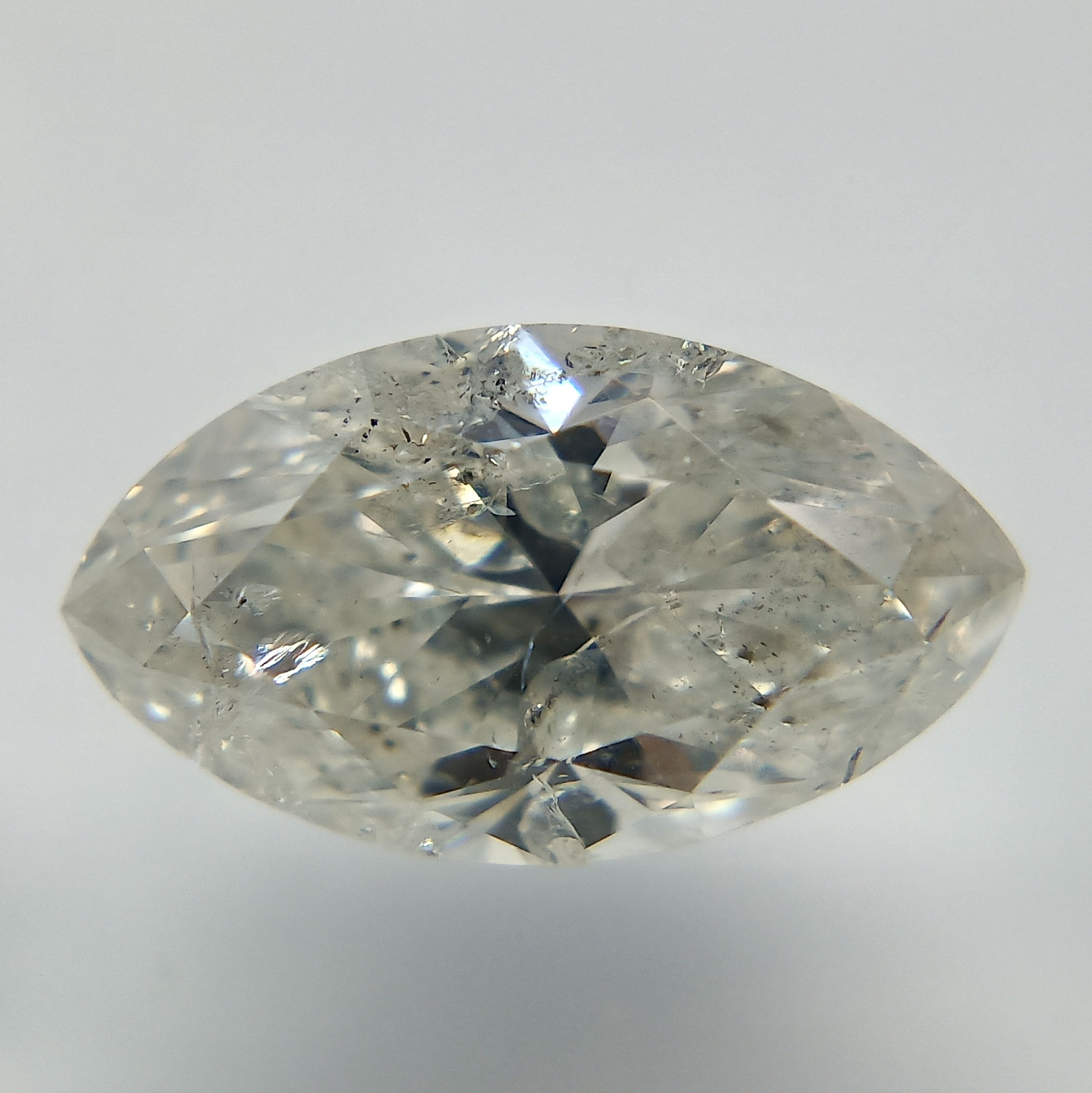 Prírodný diamant markíz,...