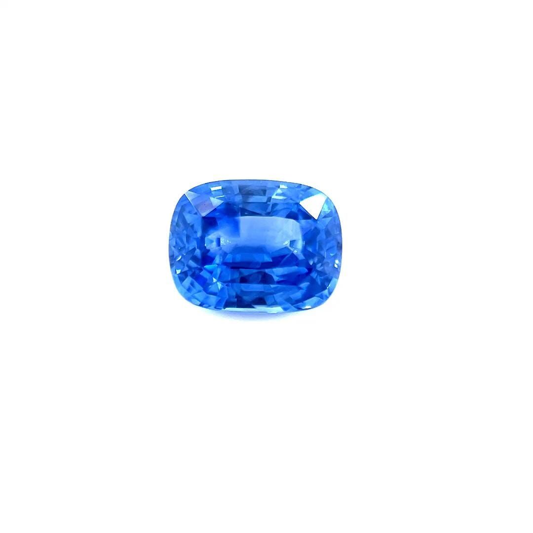 Szafir 2,68 ct, niebieski, szlif cushion