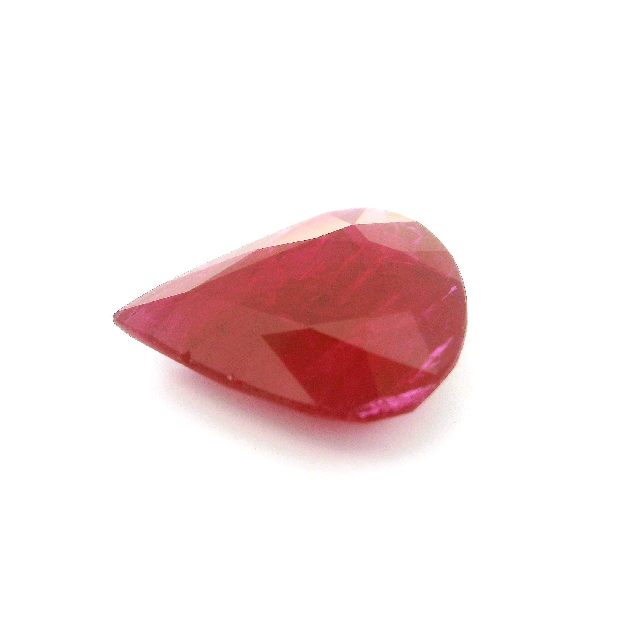 Rubin 9,47 ct, czerwony, szlif gruszka