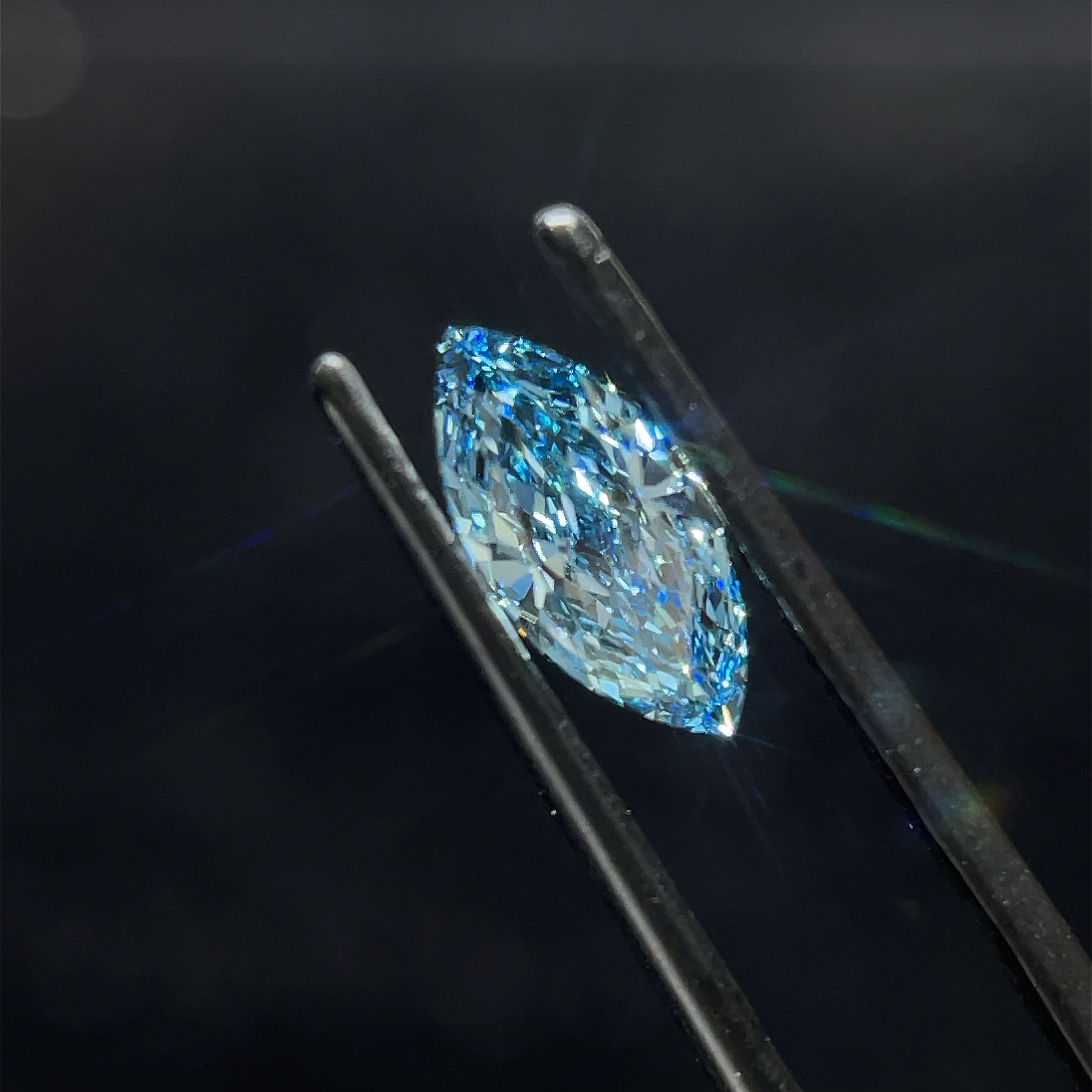1.17 CT Fancy Vivid Blue MARQUISE