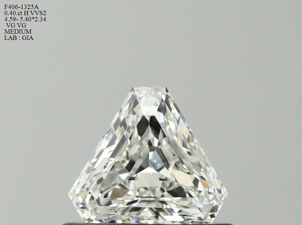 Prírodný diamant triangel,...