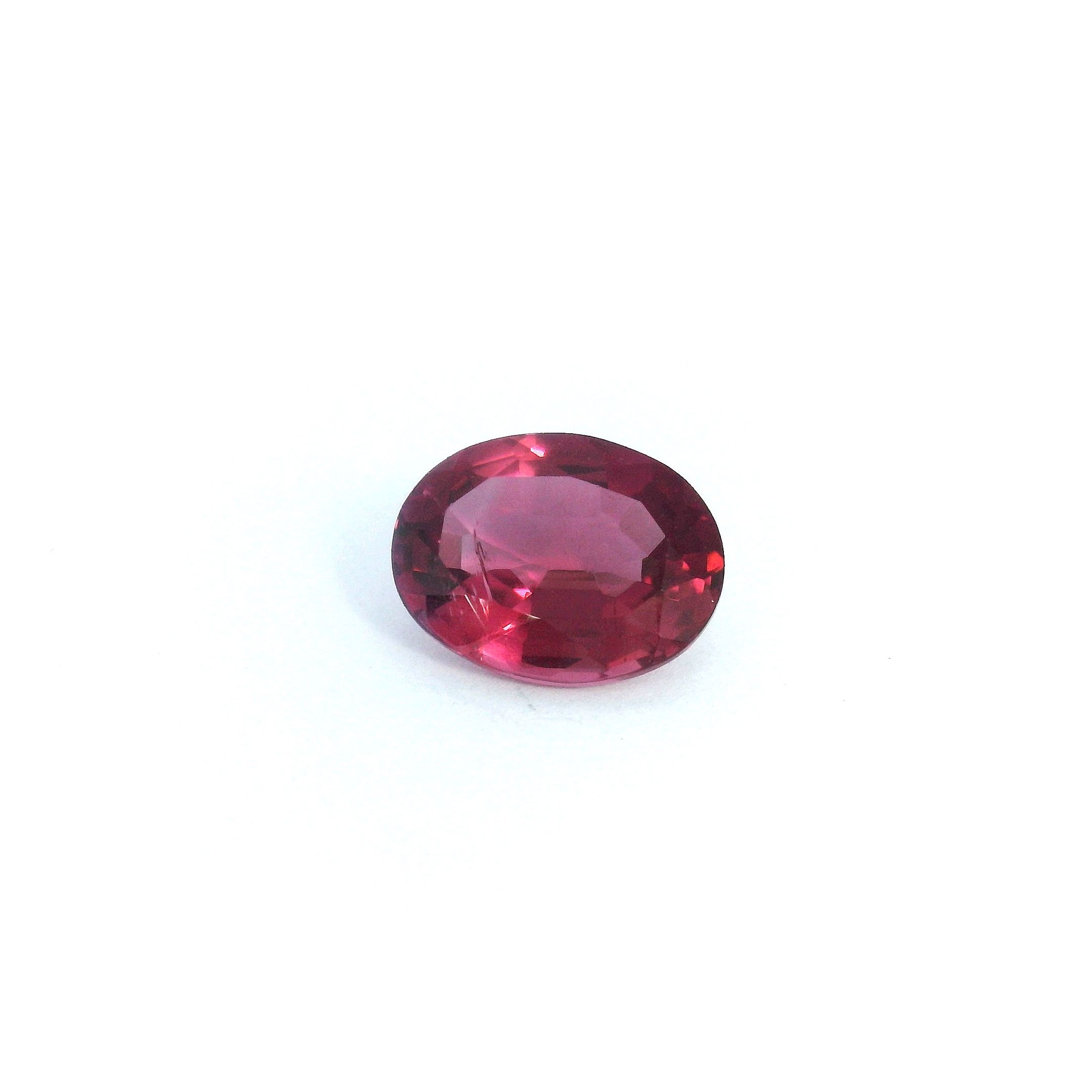 Turmalin 1,54 ct, różowy, szlif owalny