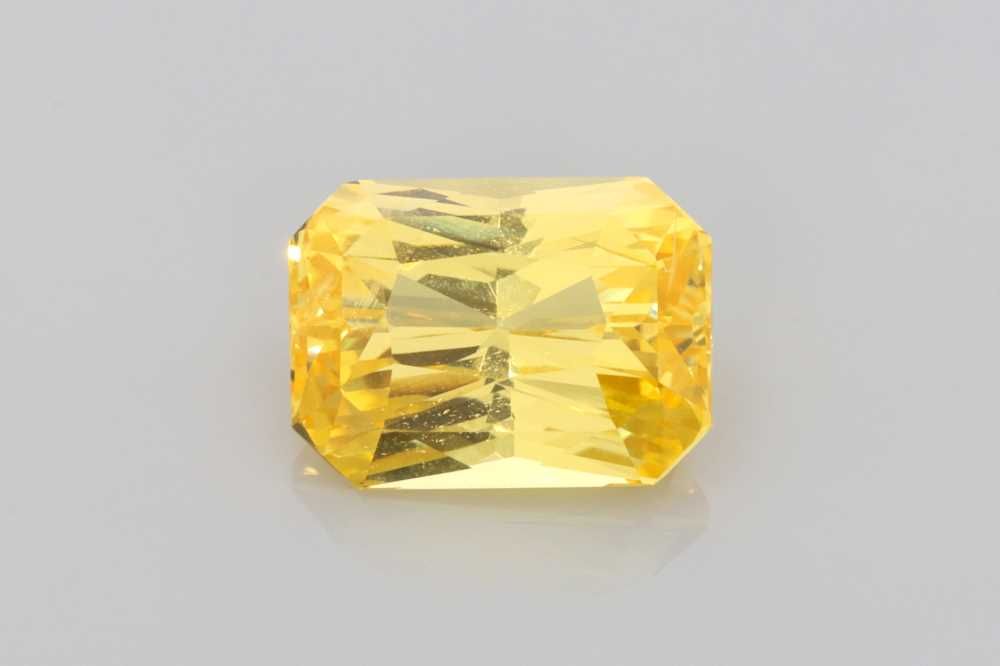 3.03 ct Emerald Sapphire