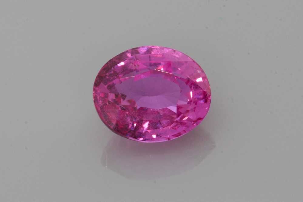 SAPPHIRE FACETED 2.53ct PINK Vivid PINK SI SRILANKA HEATED