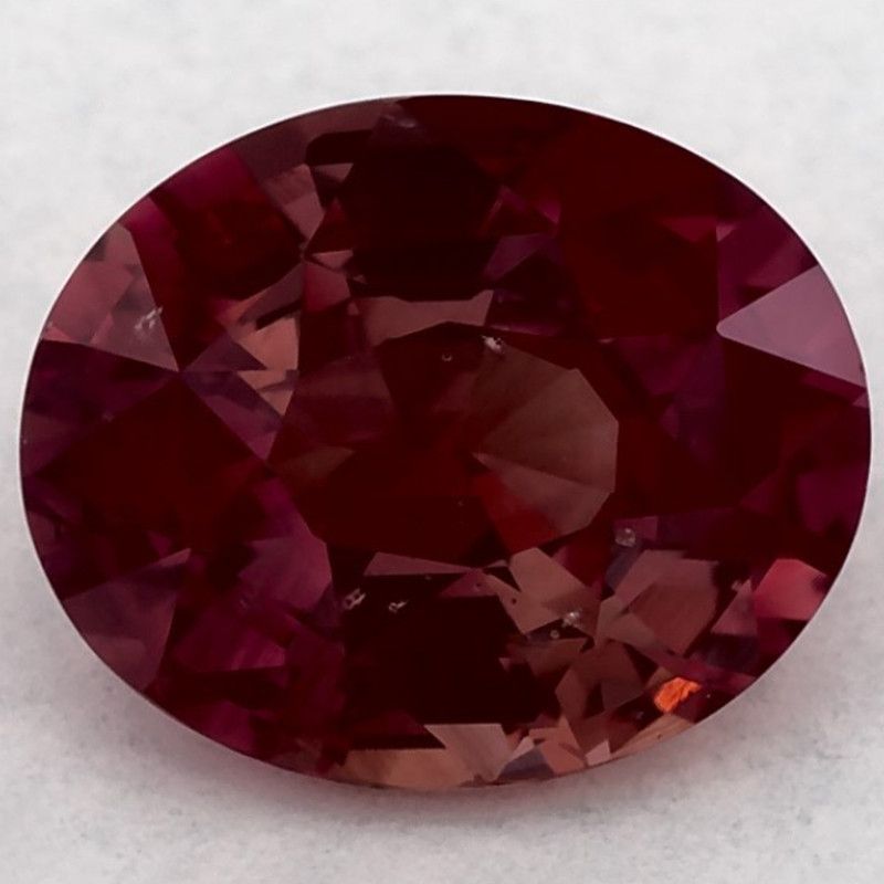 Szafir 2,02 ct, różowy, szlif owalny