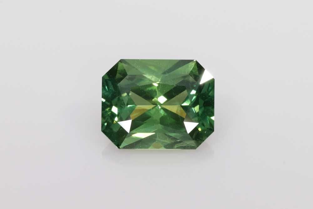 3.62 ct Emerald Sapphire