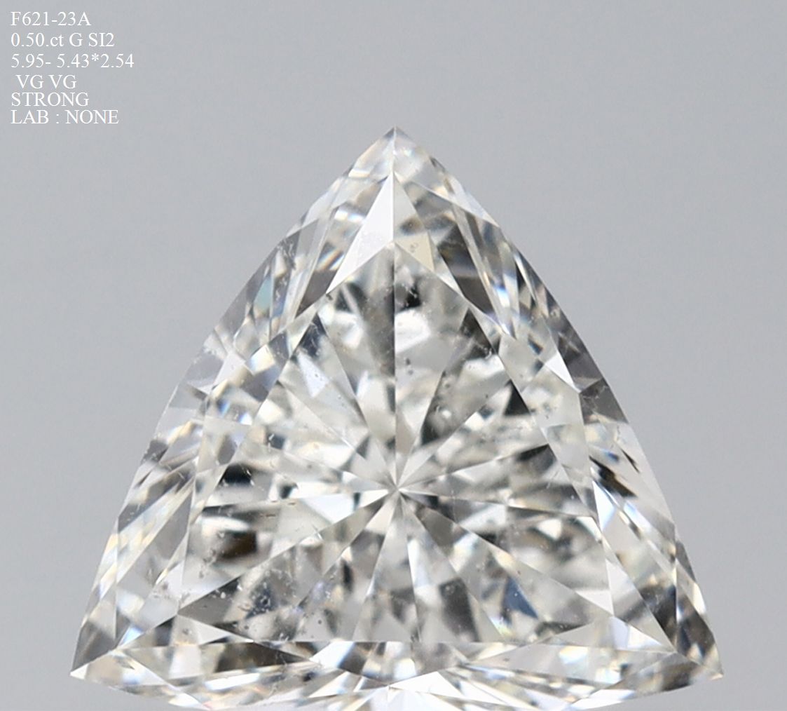 Prírodný diamant triangel,...