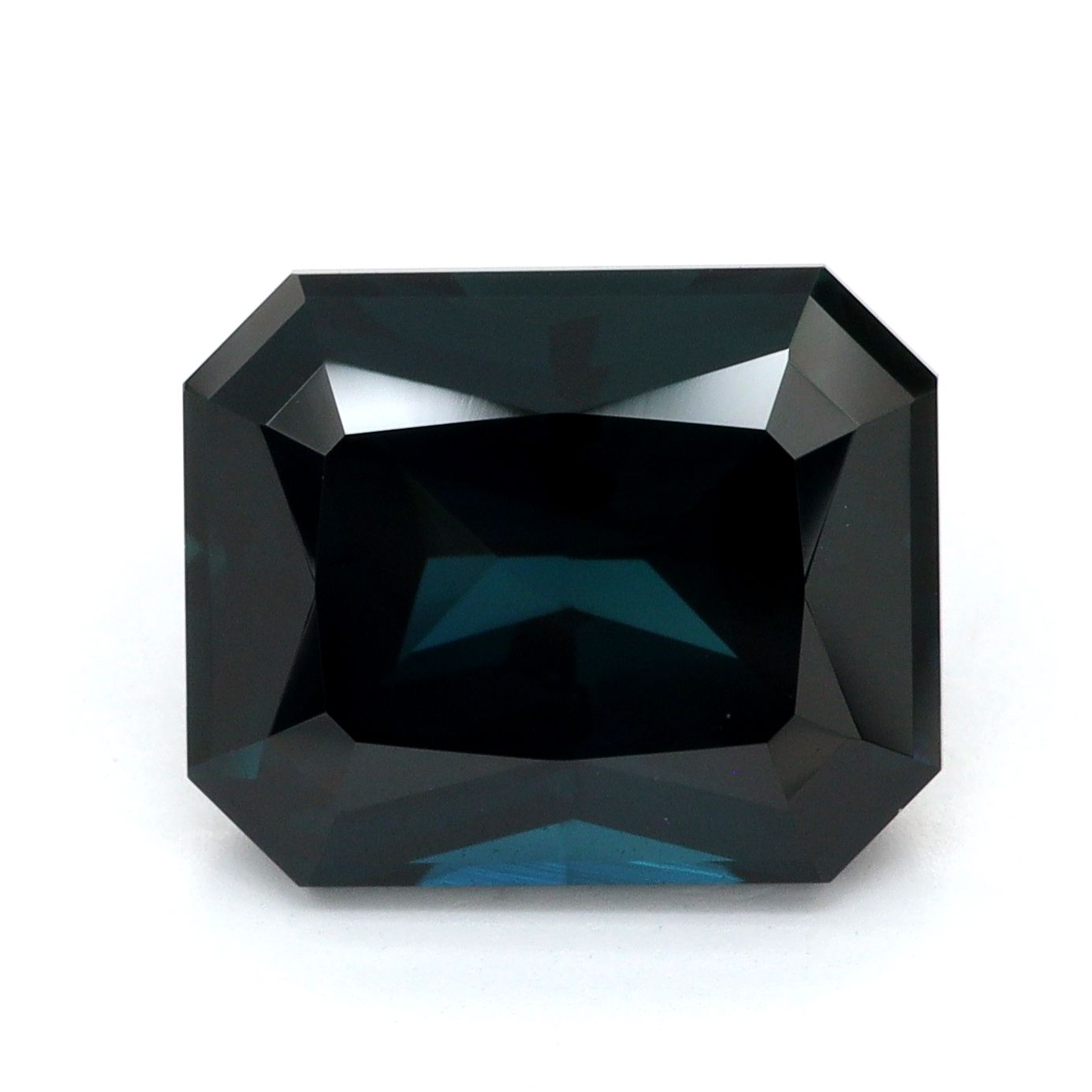SAPPHIRE FACETED 3.98ct BLUE EC MADAGASCAR HEATED