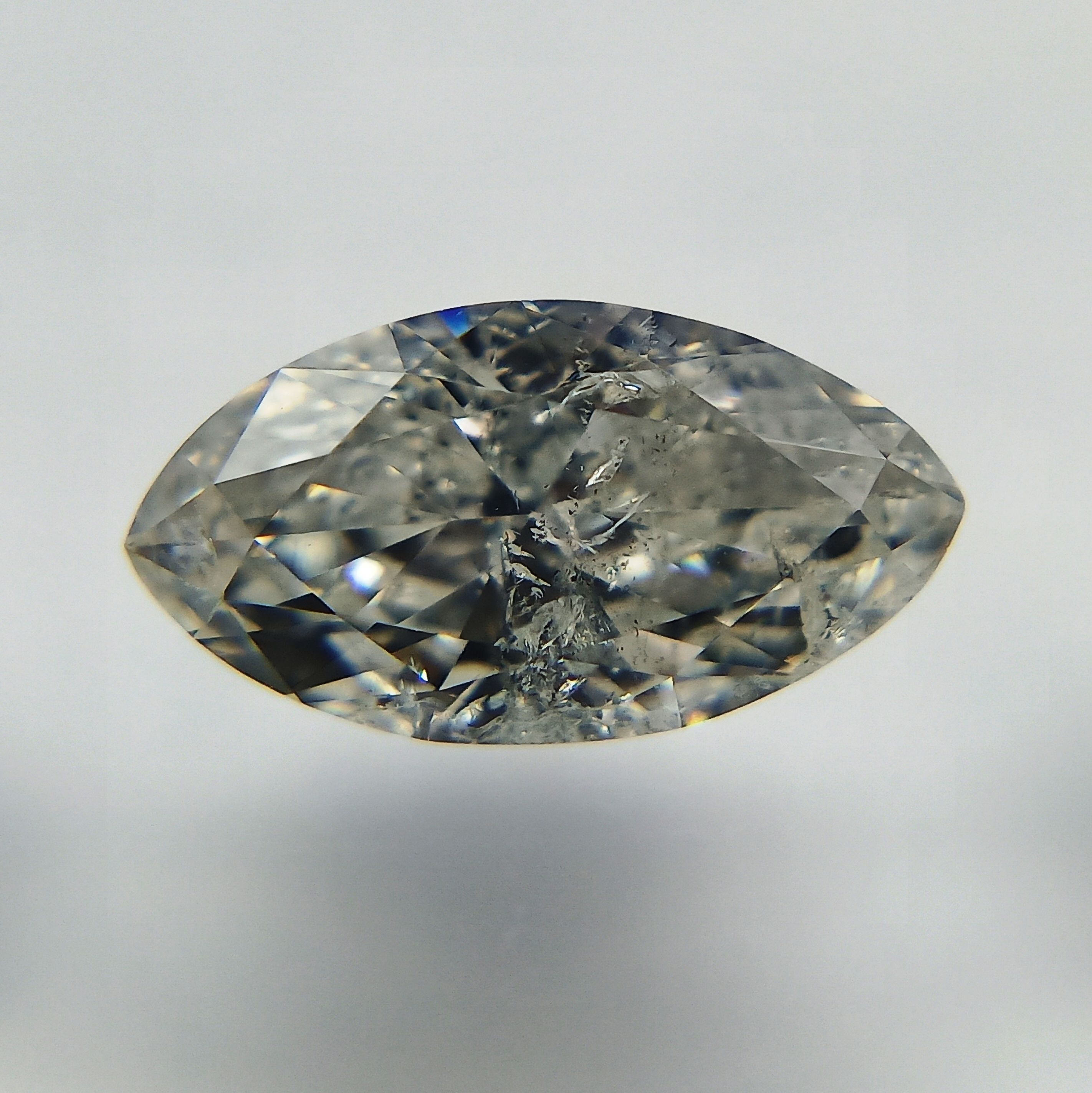 Prírodný diamant markíz,...