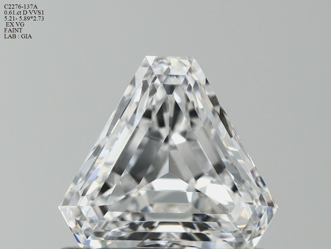 Prírodný diamant triangel,...