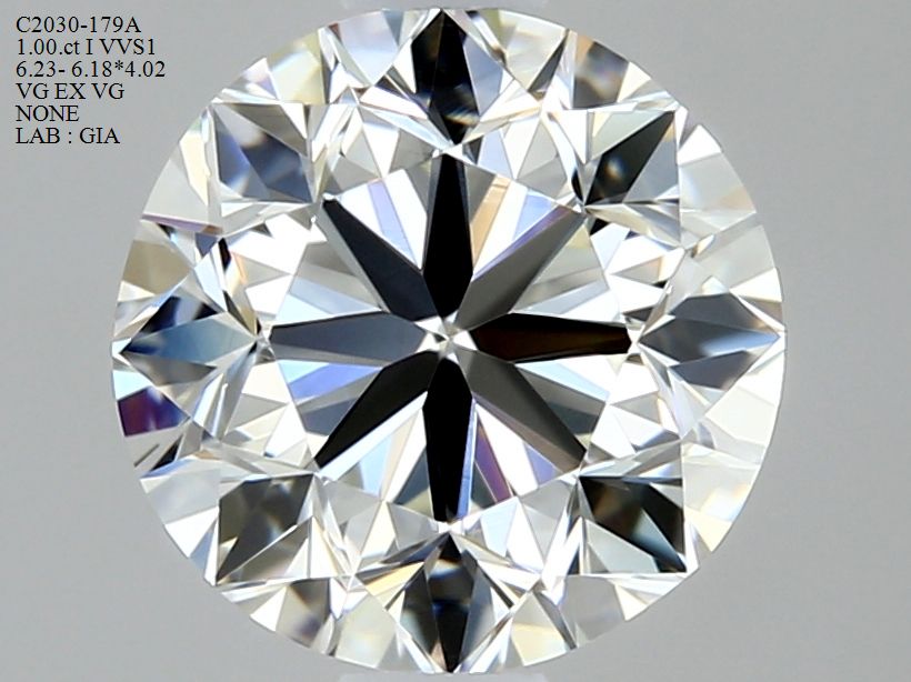 Prírodný diamant okrúhly...