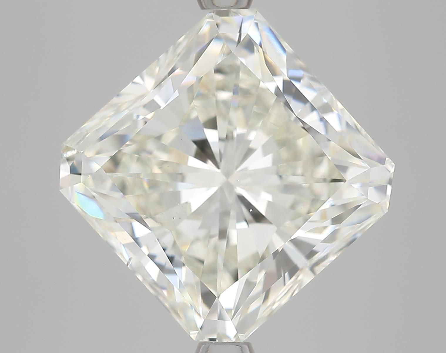 Prírodný diamant štvorcový...