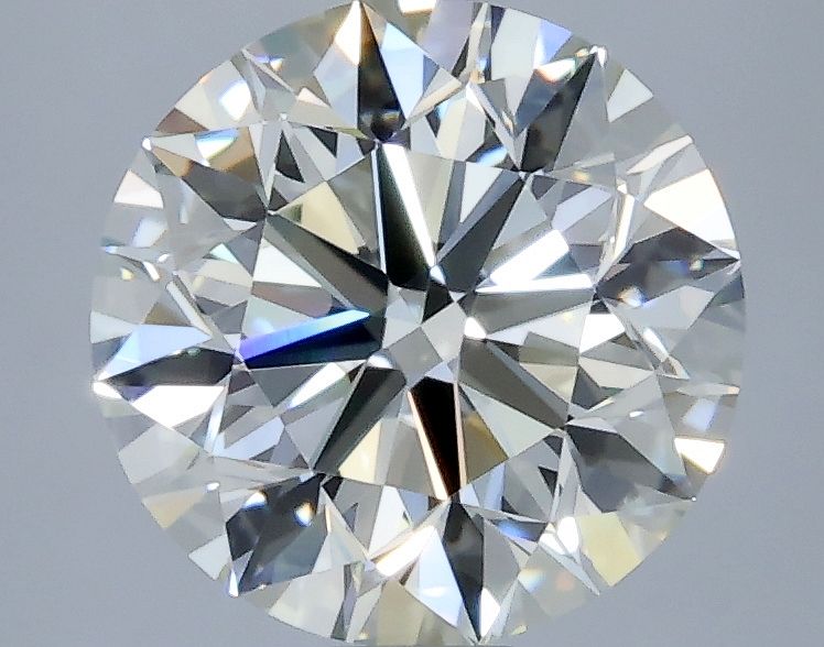 Prírodný diamant okrúhly...