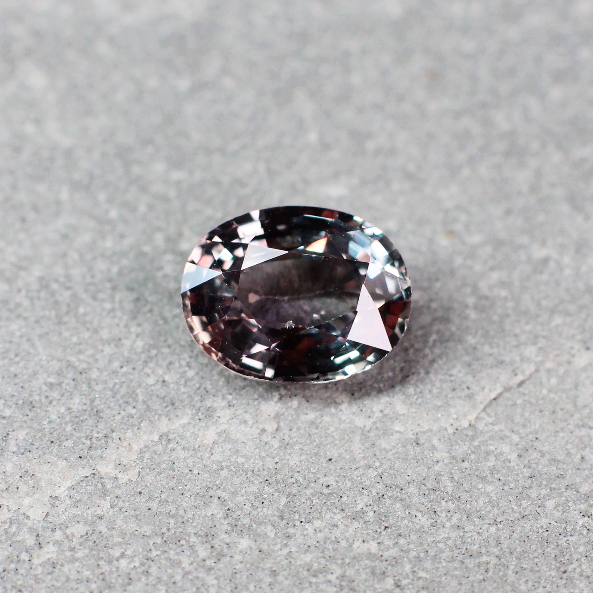 SAPPHIRE FACETED 2.35ct MULTI_COLOR Medium Intense EC REST_OF_AFRICA NONE