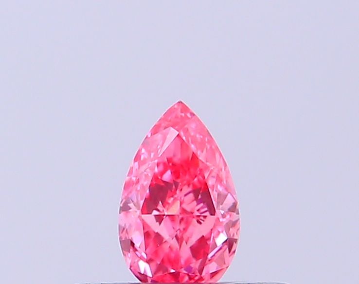 0.19 CT Fancy Vivid Pink PEAR