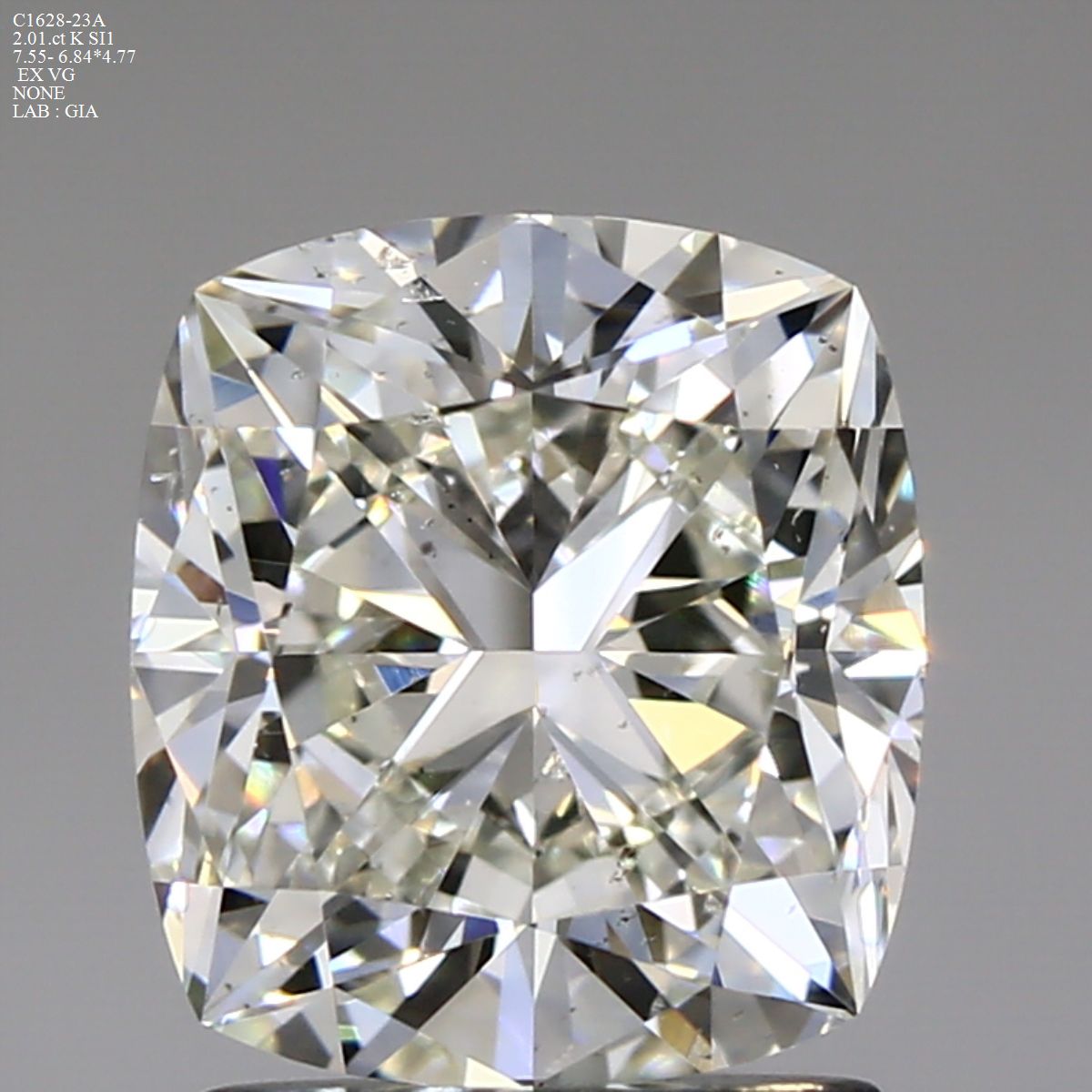 Prírodný diamant cushion,...