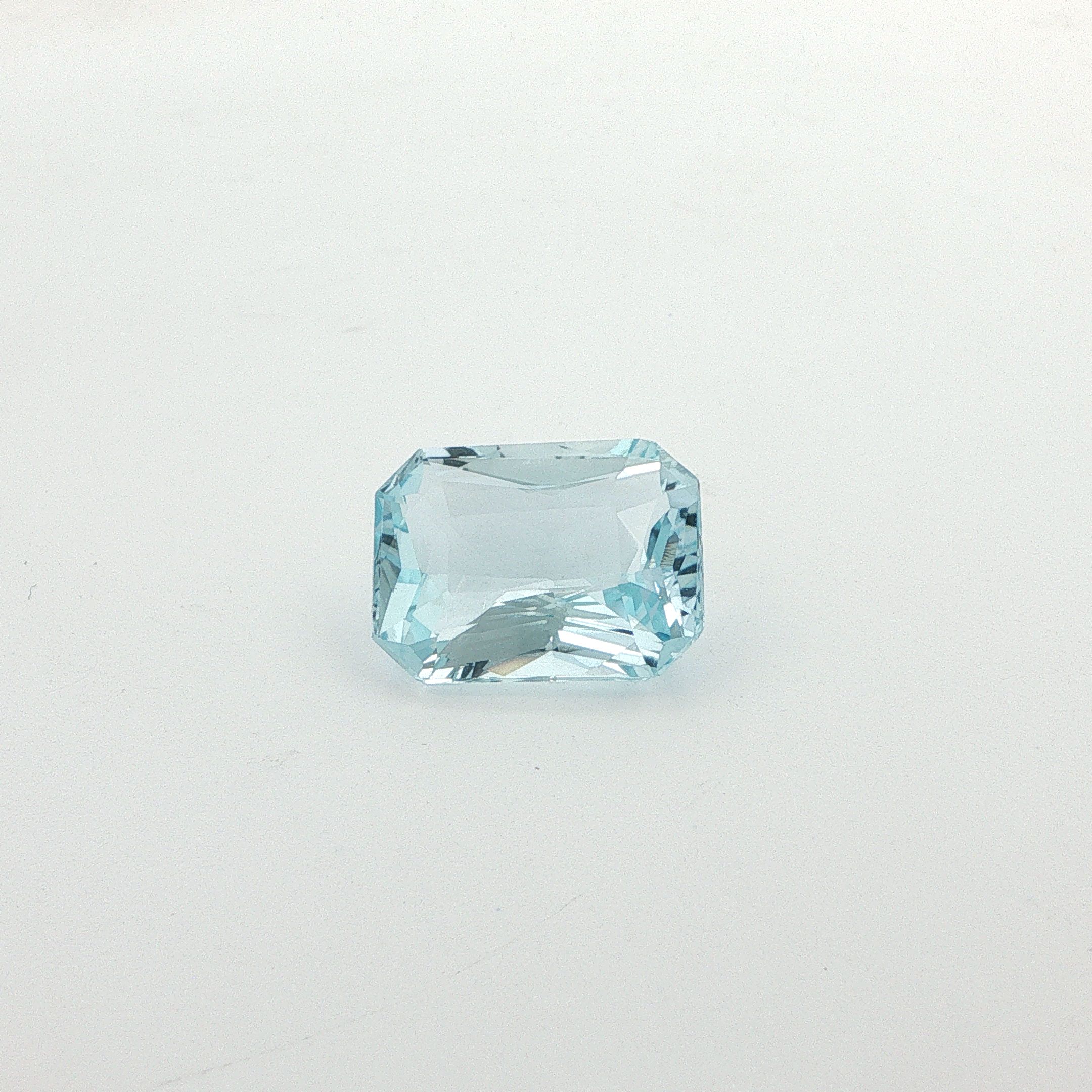 9.71 ct Octagonal Aquamarine