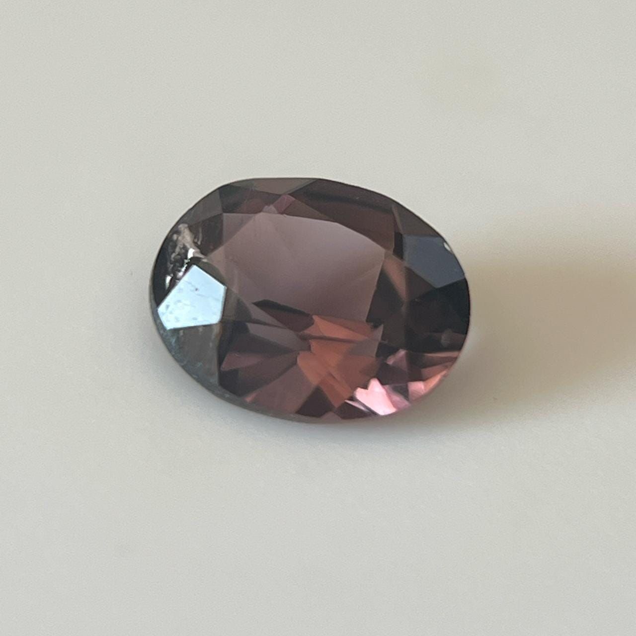 Turmalin 1,23 ct, różowy, szlif owalny