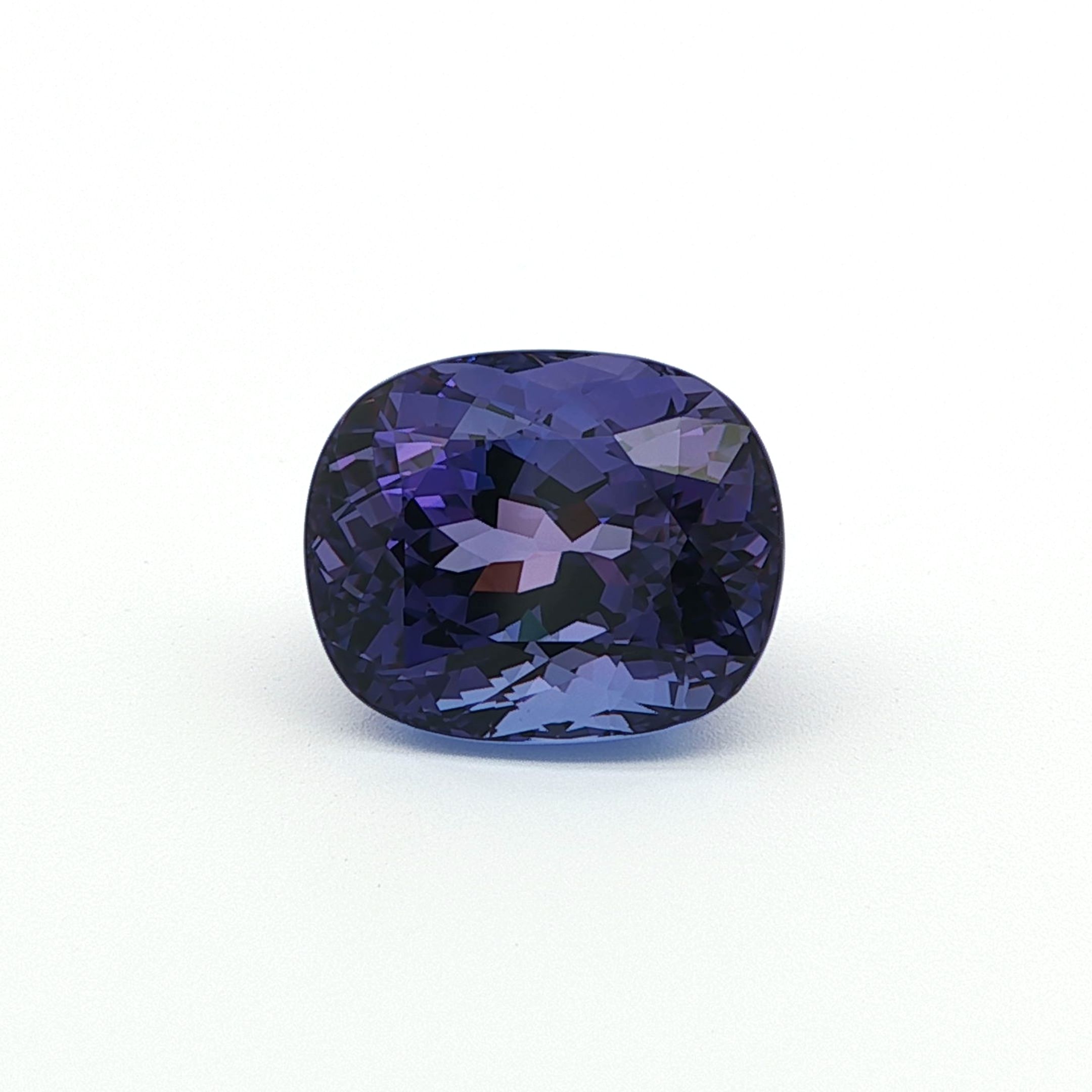 Tanzanit 10,12 ct, fioletowy, szlif cushion